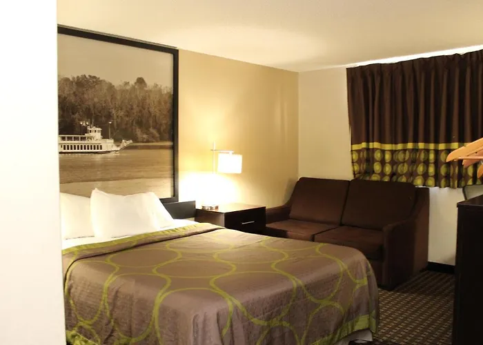 Super 8 By Wyndham Clear Lake