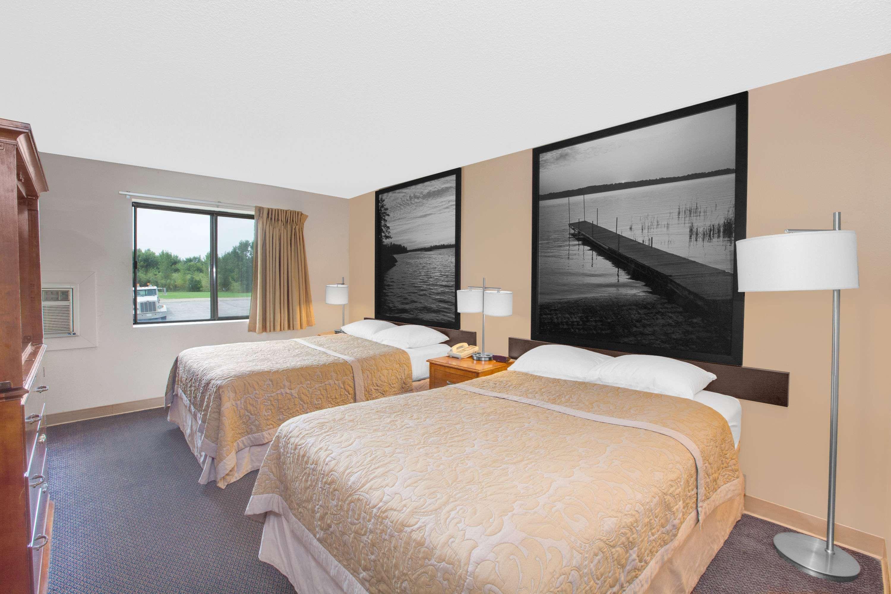 Hotel Super 8 By Wyndham Clear 2*