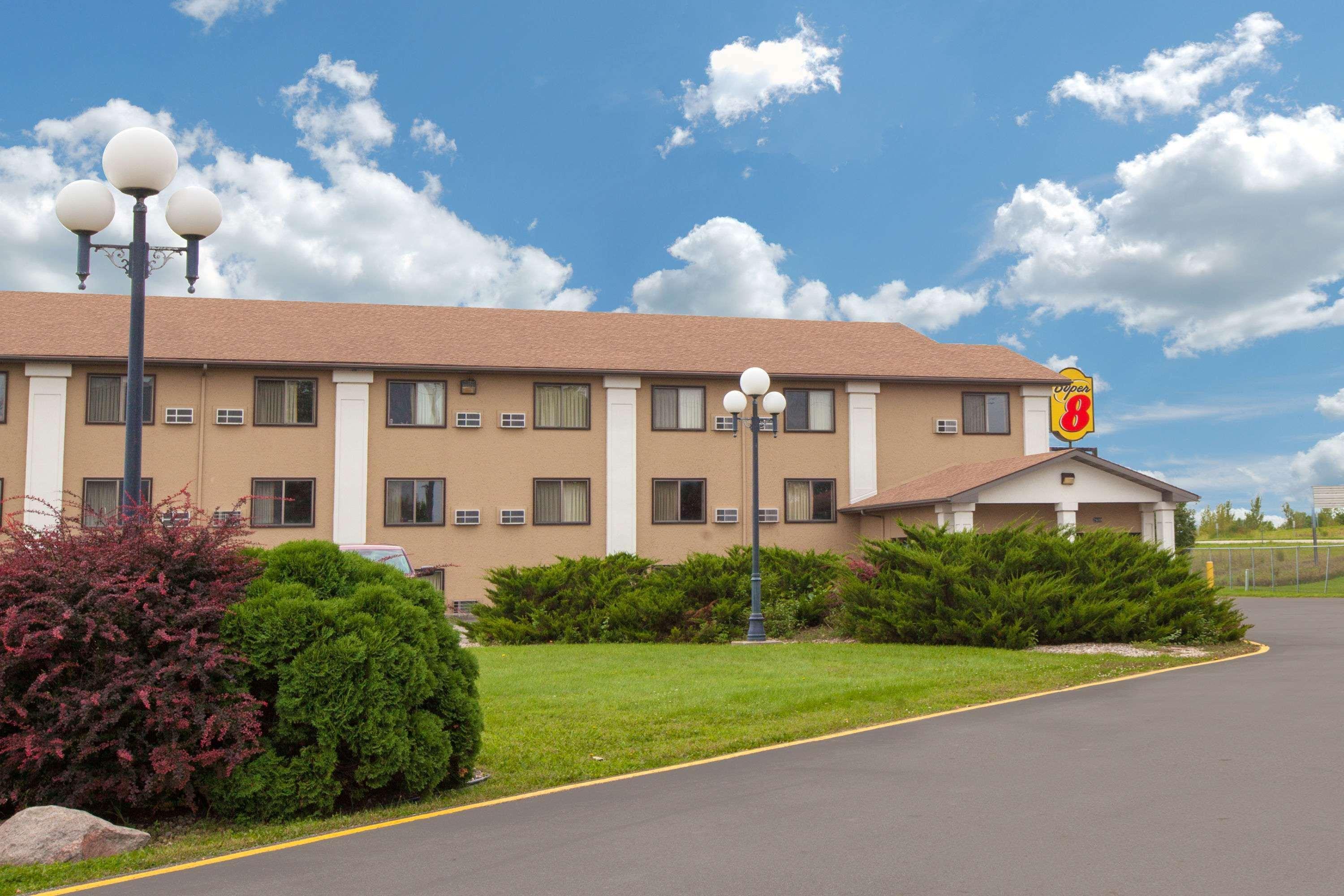 Super 8 By Wyndham Clear Clear Lake