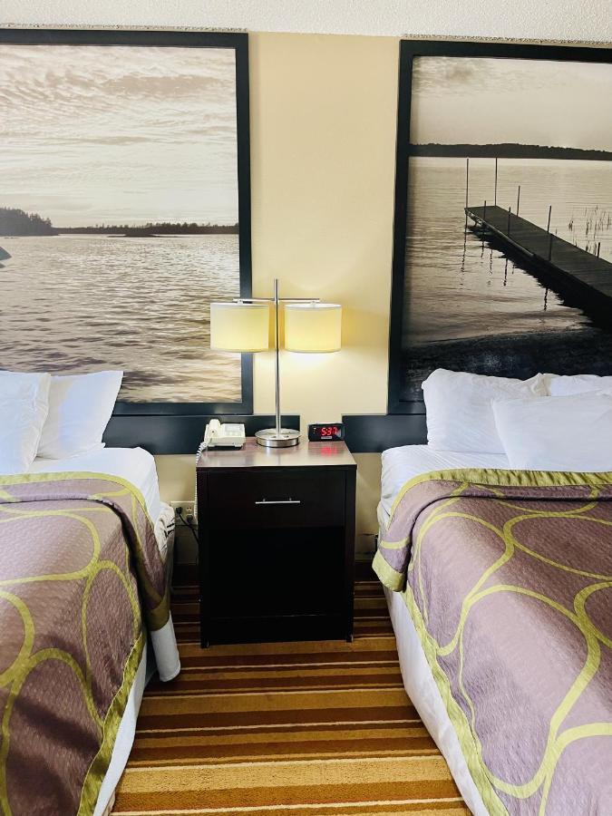 Hotel Super 8 By Wyndham Clear 2*