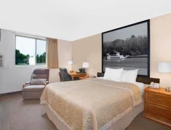 Hotel Super 8 By Wyndham Clear 2*